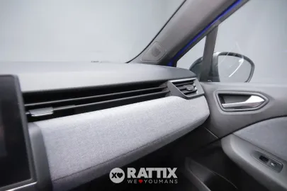 Car image 27