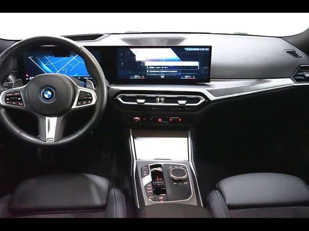 BMW 330 Touring e M 215 kW image number 6