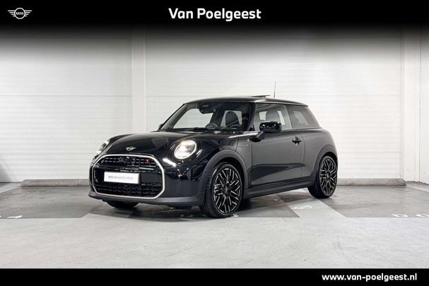 Mini Cooper S Favoured Trim 150 kW image number 1