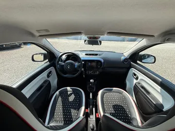 Car image 39