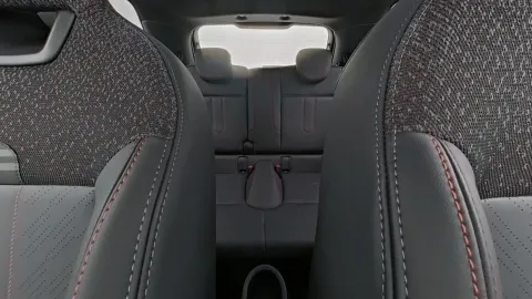 Car image 26