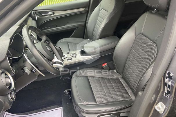 Alfa Romeo Stelvio 2.2 Diesel AT8 118 kW image number 10