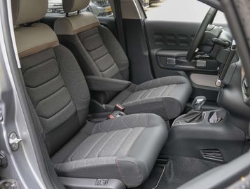 Car image 36