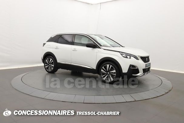 Peugeot 3008 Hybrid4 e-EAT8 221 kW image number 2