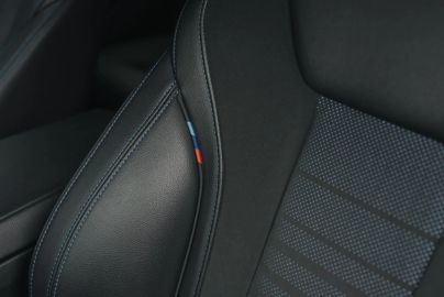 Car image 38