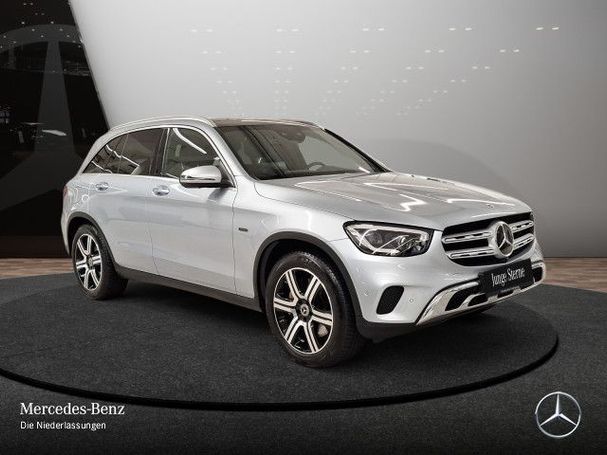 Mercedes-Benz GLC 300 e 235 kW image number 3