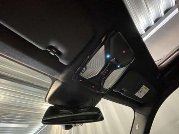 Car image 41