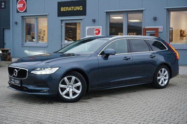 Volvo V90 D4 Momentum 140 kW image number 2