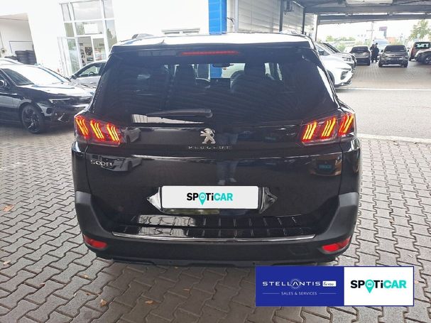 Peugeot 5008 130 Allure 96 kW image number 3