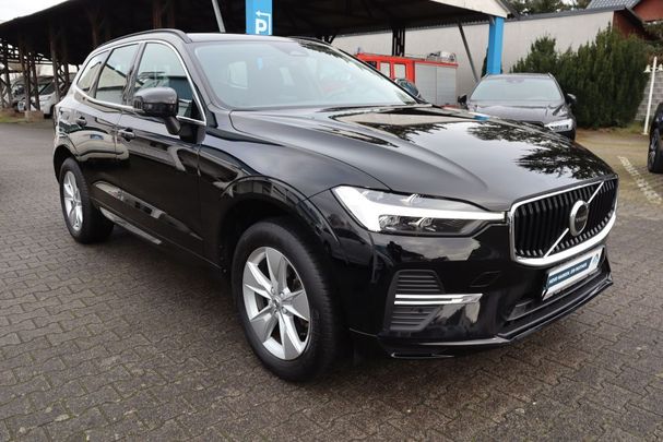 Volvo XC60 B4 Core 145 kW image number 2