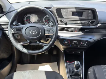 Car image 33