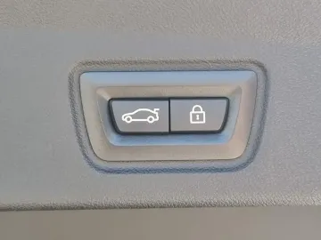 Car image 41