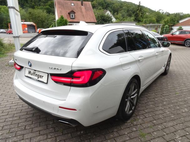 BMW 530d Touring Luxury Line xDrive 210 kW image number 7