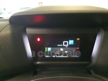 Car image 26