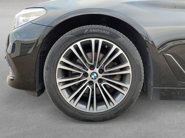 BMW 520d Touring xDrive Sport Line 140 kW image number 8