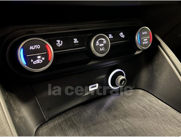 Alfa Romeo Stelvio 2.2 AT8 Q4 Super 140 kW image number 36