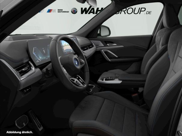 BMW X1 xDrive30e 240 kW image number 4