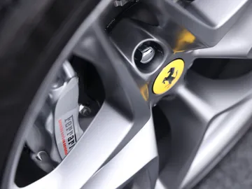 Car image 36