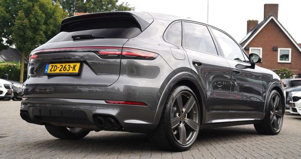 Porsche Cayenne Turbo 405 kW image number 2