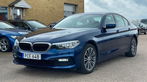 BMW 520d xDrive Sport Line 140 kW image number 1