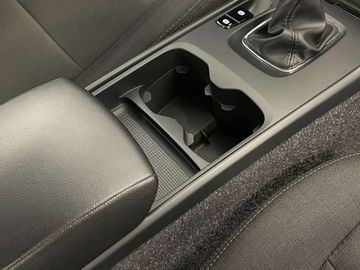 Car image 41