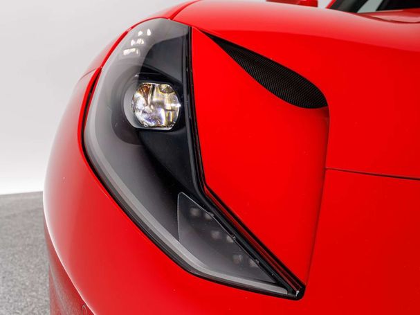 Ferrari 812 Superfast 588 kW image number 25