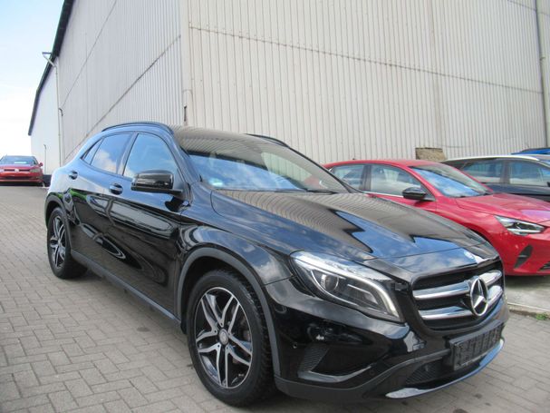 Mercedes-Benz GLA 180 90 kW image number 5