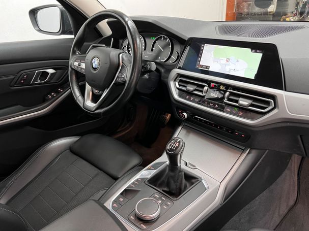 BMW 320d Touring 140 kW image number 20