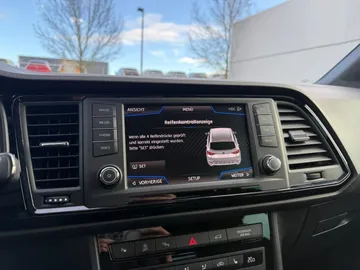 Car image 33