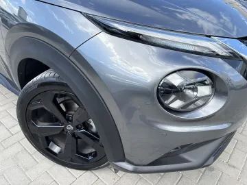 Car image 34