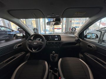 Car image 8