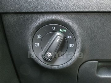 Car image 36