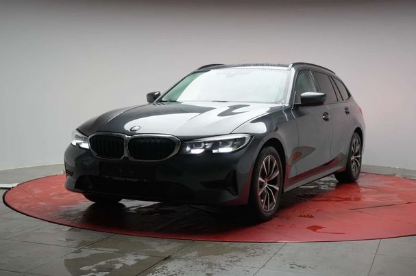 BMW 318d Touring 110 kW image number 16