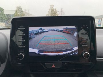 Car image 25