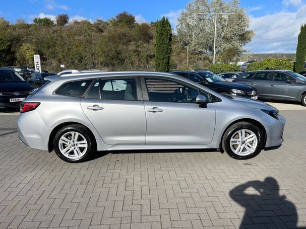 Toyota Corolla 1.8 Hybrid Touring Sports 90 kW image number 4