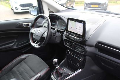 Car image 9