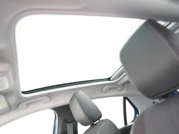 Car image 33
