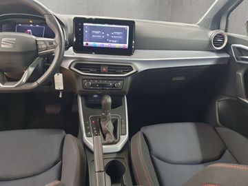 Car image 15