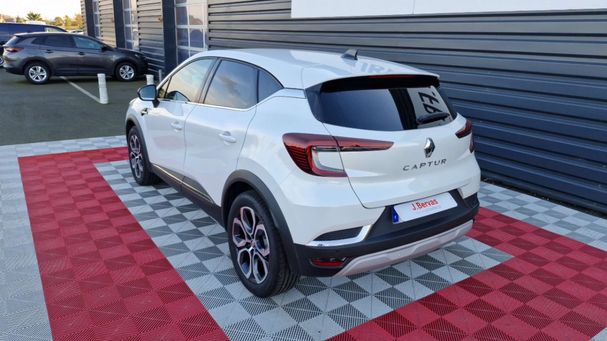 Renault Captur Mild Hybrid 140 Techno 103 kW image number 2