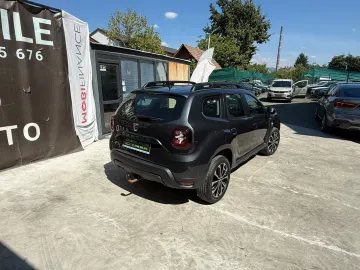 Car image 35