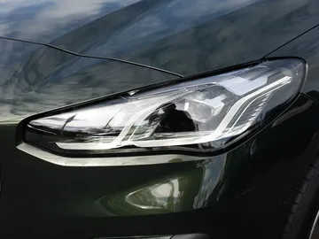 Car image 27