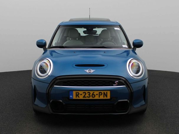 Mini Cooper S Classic 131 kW image number 2