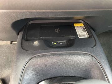 Car image 36