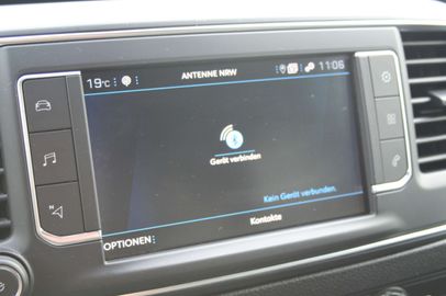 Car image 36