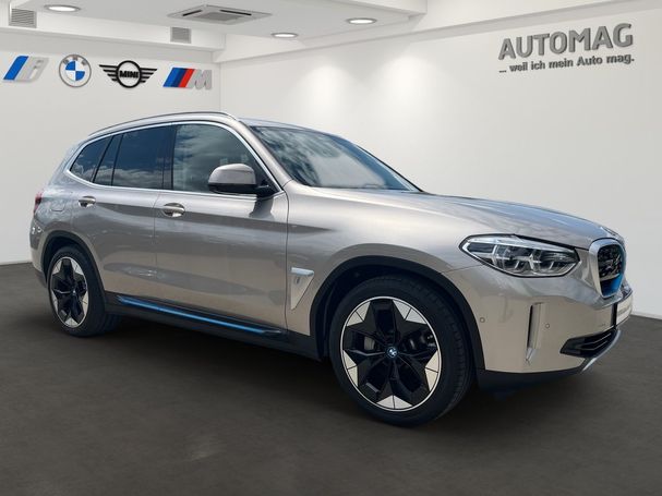 BMW iX3 210 kW image number 2