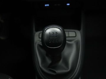 Car image 37