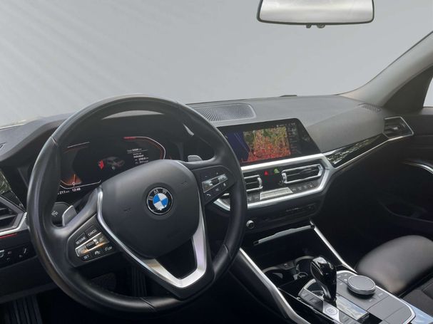 BMW 320d Sport Line 140 kW image number 5