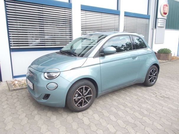 Fiat 500 e Action 70 kW image number 2