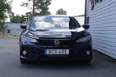 Car image 20