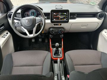 Car image 10